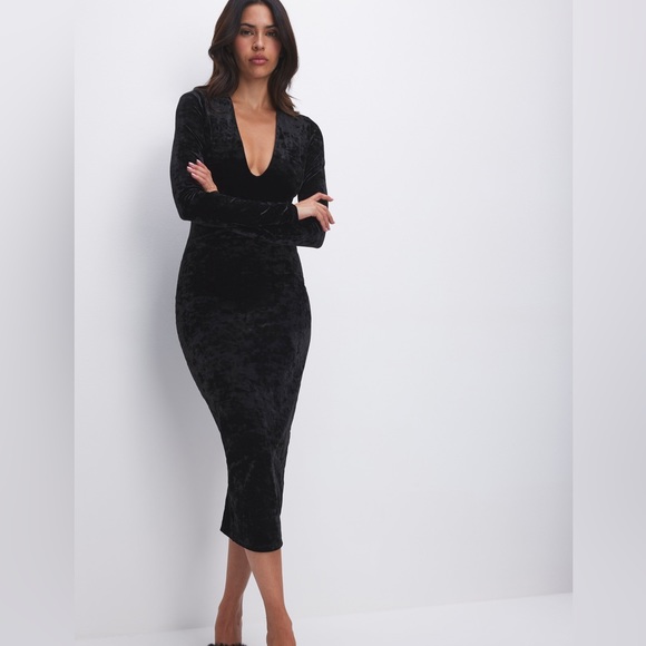 ✨NWT✨Good American Crushed Velvet Deep V-Neck Midi Dress - Picture 3 of 9